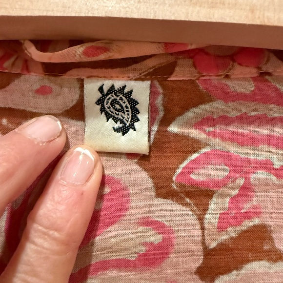 Kerry Cassill Brown and  Pink Floral V-Neck Long Sleeve Top size size 2 (medium) - Picture 2 of 4